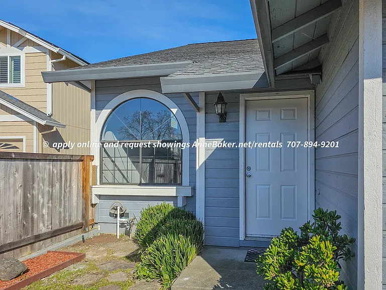 127 Melva Ct — Photo 8