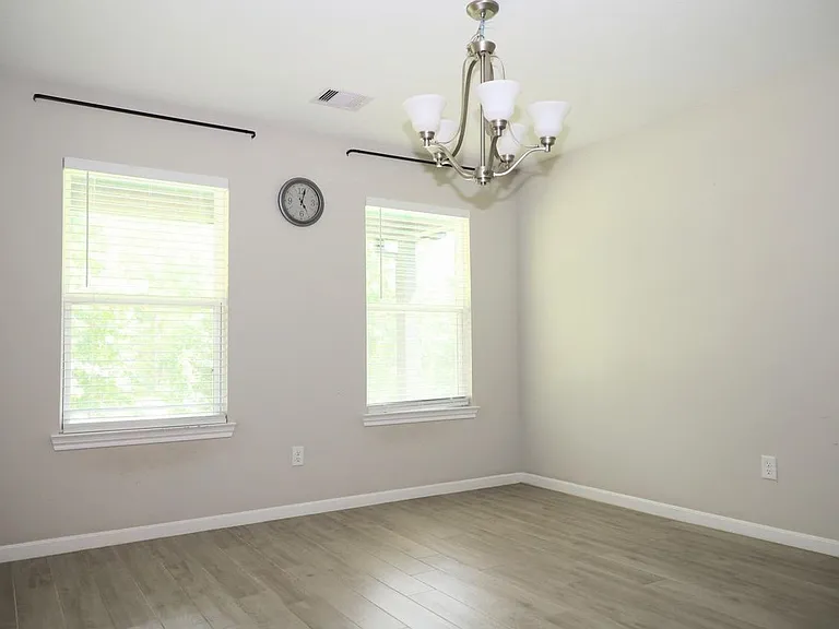 131 Feldspar Ln — Photo 10