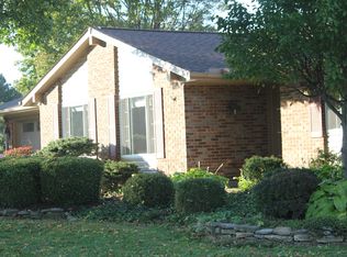 1675 Ambridge Rd, Centerville, OH 45459