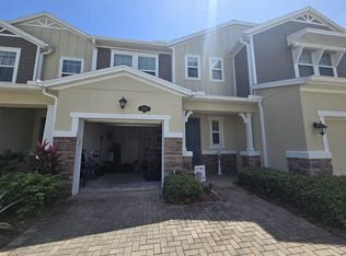 18960 Cornuta St, Lutz, FL 33558