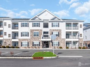 925 Vanderbergh Blvd, Monroe Township, NJ 08831