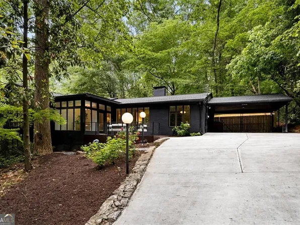 922 Barton Woods Rd NE, Atlanta, GA 30307