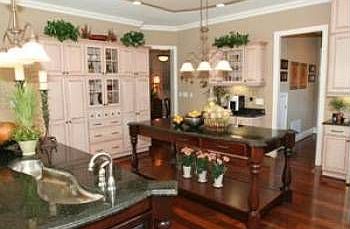 4th image of 5100 Summer Garden Pl
