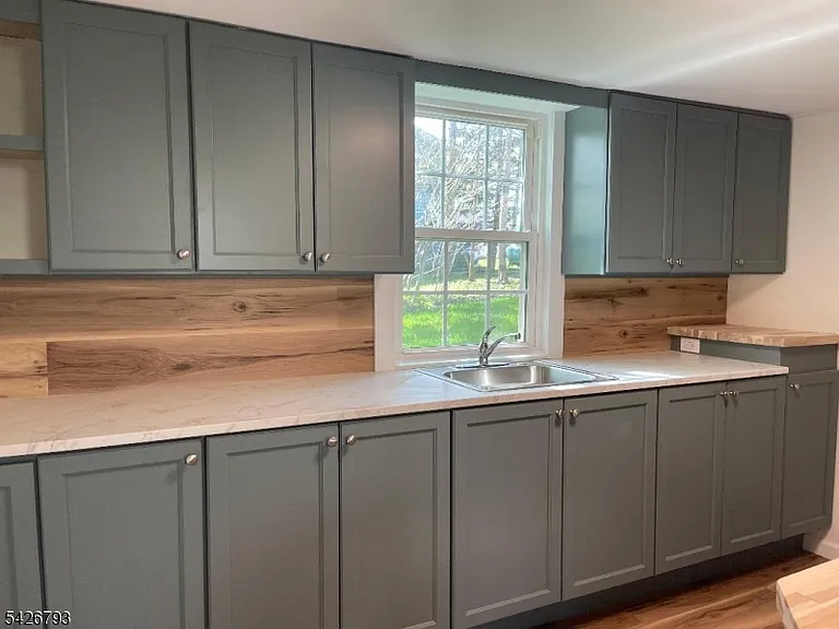 355 Elm St — Photo 5