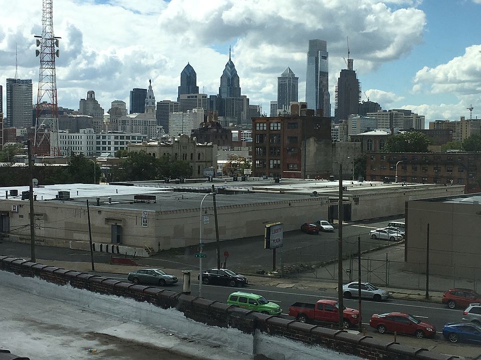 1st image of 420 Fairmount Ave #201