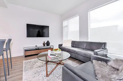Radius at Royal Oak Apartments — Photo 4