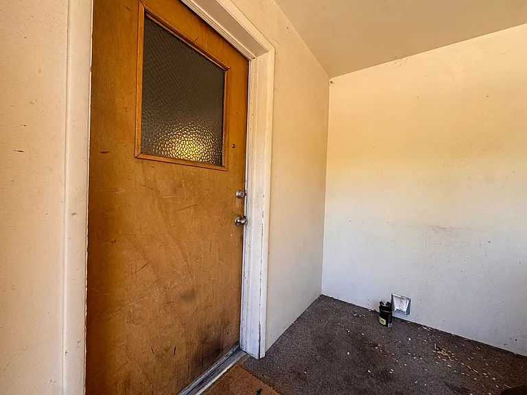 71 S Gay St #A — Photo 4
