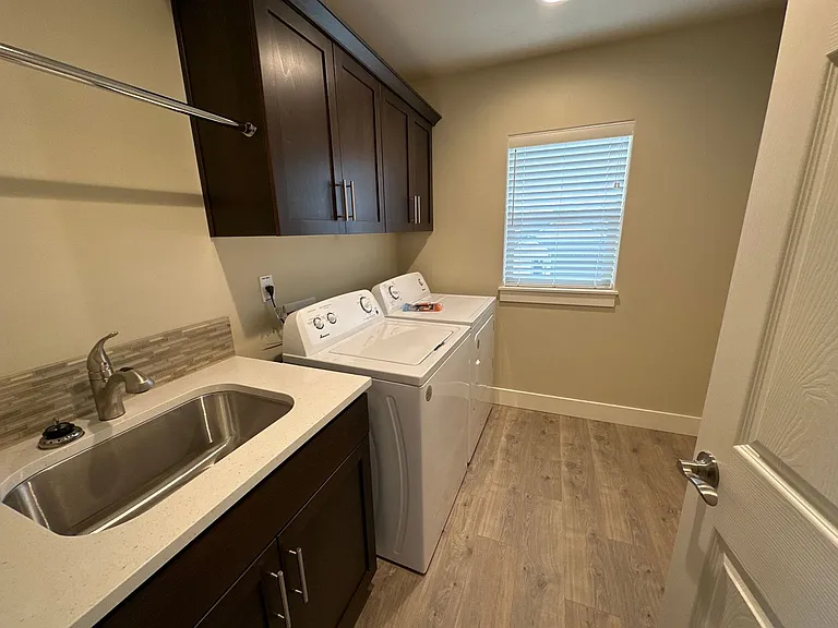 20589 SE Slate Ave — Photo 16