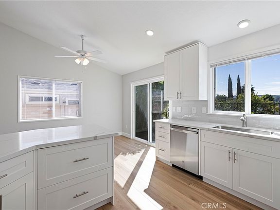 3rd image of 20066 Crestview Dr