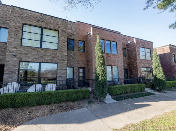 1129 E 7th St Unit B-13, Tulsa, OK 74120