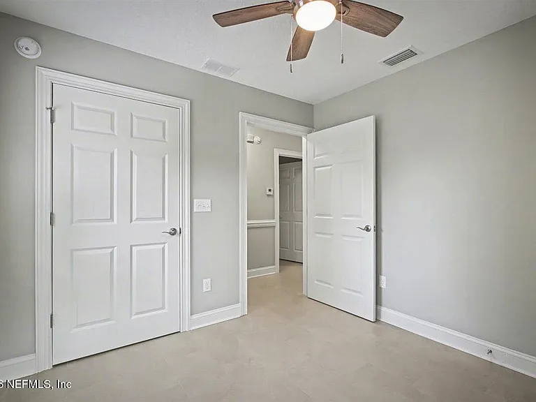 2210 Shepard St — Photo 20