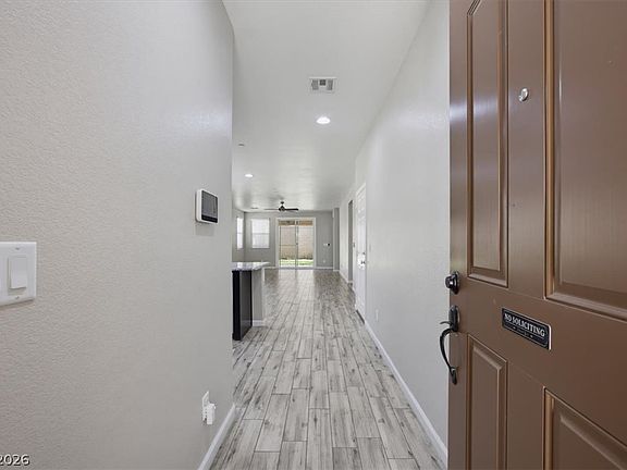4th image of 917 Spiracle Ave