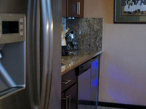 Nevera & Dishwasher (665x1024)