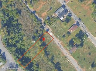 44 Tarlton St, Staten Island, NY 10306