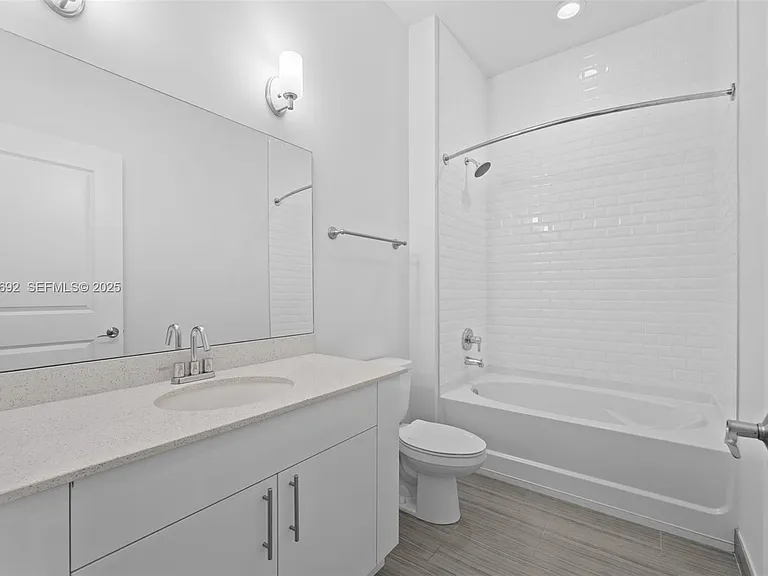 1776 Polk St #1103 — Photo 17