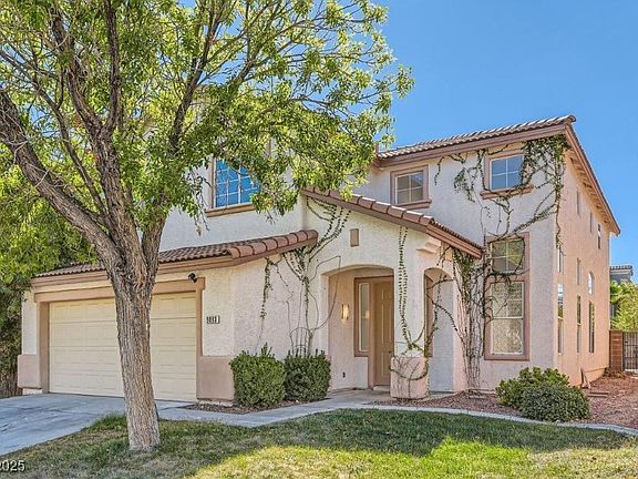 3rd image of 9893 Canyon Peak Dr