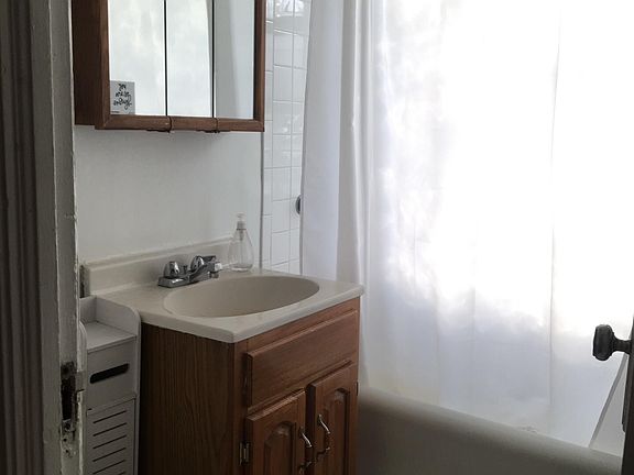 4th image of 1612 W Sunnyside Ave #3R