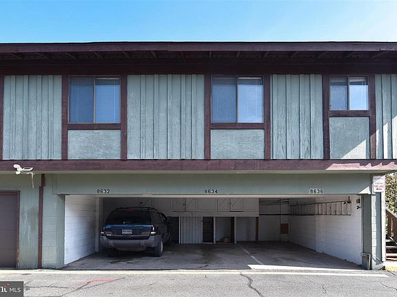 Second level condo no one below