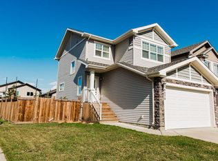 8878 S 85a Ave, Grande Prairie, AB T8X 0R5