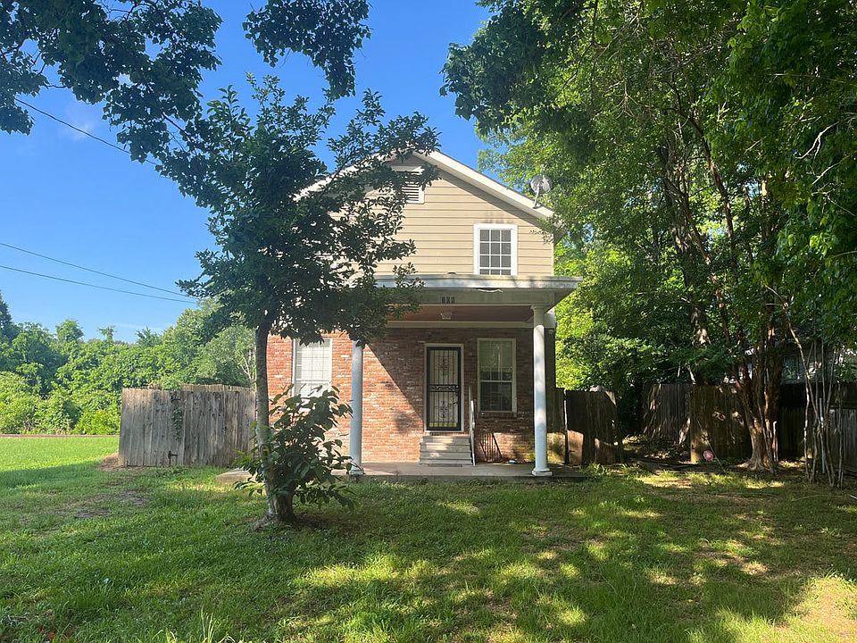 1st image of 108 Natchez St