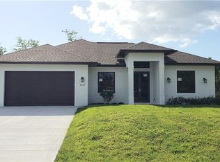 3019 54th Ln SW, Naples, FL 34116