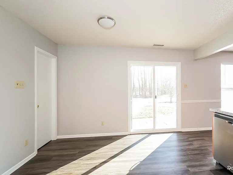 709 Harvest Meadow Way — Photo 7