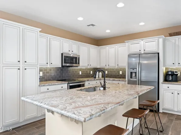 4456 Covered Wagon Trl, Wickenburg, AZ 85390