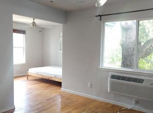 1302 Singleton Ave #B, Austin, TX 78702