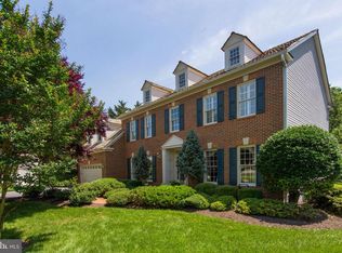 12001 Pineapple Grove Dr, Gaithersburg, MD 20878