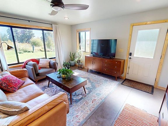 5th image of 265 Mink Ranch