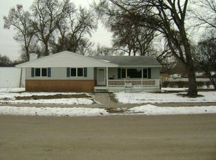 1005 5th Ave NW, Minot, ND 58703