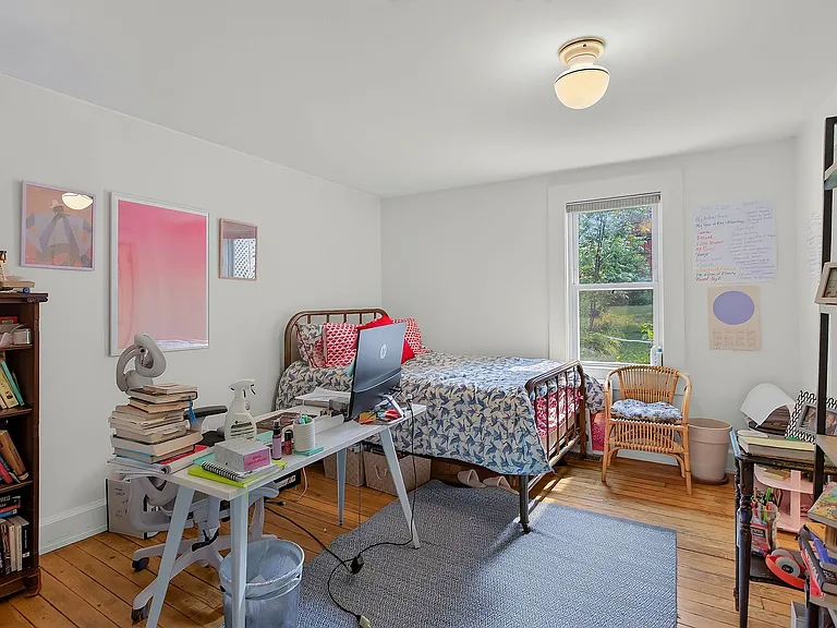 392 Park St #A — Photo 7