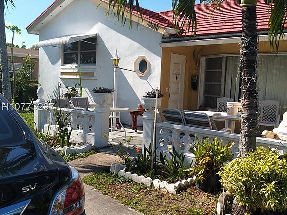 3rd image of 4091 NW 52nd Ave