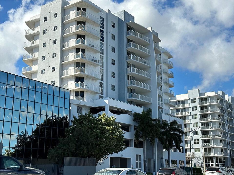 1st image of 2600 SW 27th Ave APT 908