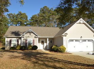 205 Anchor Ln, Sneads Ferry, NC 28460