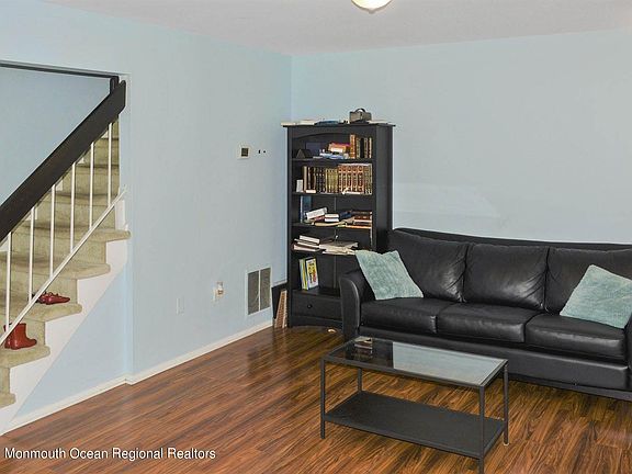 3rd image of 129 Tudor Ct #1000