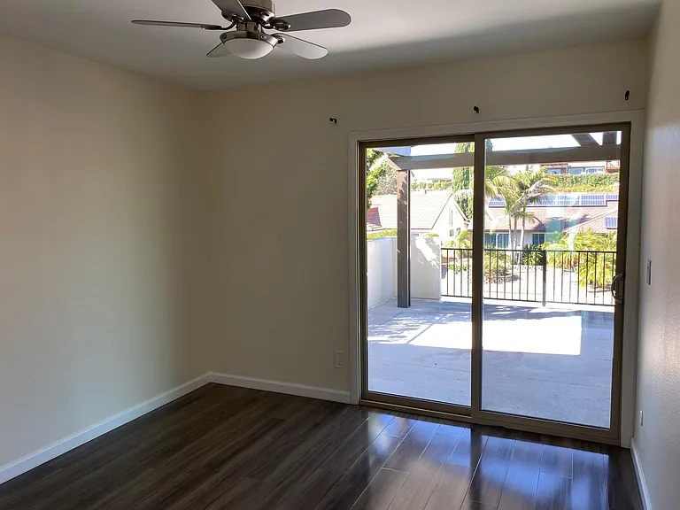 7868 Laurelridge Rd — Photo 14