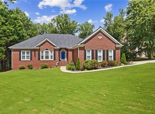 2724 Still Farms Pl, Lawrenceville, GA 30043
