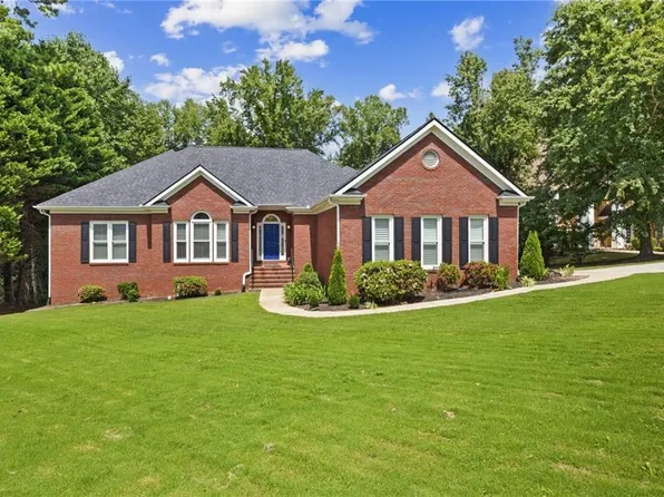 2724 Still Farms Pl, Lawrenceville, GA 30043