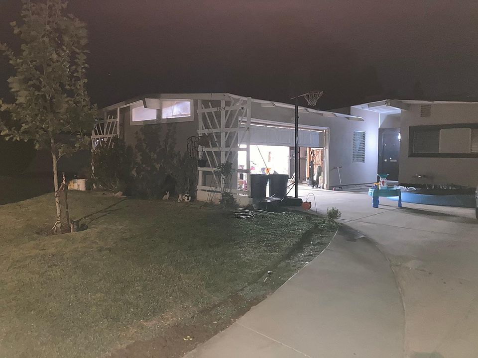1st image of 1014 W Avenue H4