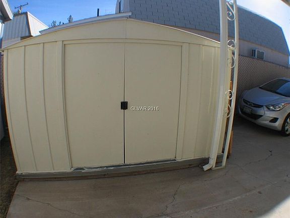 4th image of 239 Navajo Dr
