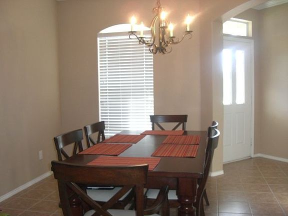2nd image of 117 Deerwood Oaks