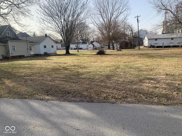 7387 N Green Meadows Ests, Fairland, IN 46126