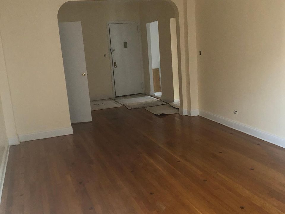 2nd image of 1350 Morrison Ave