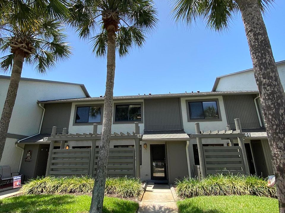 1st image of 43 Village Del Lago Cir