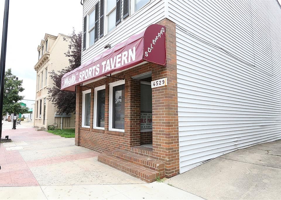 2nd image of 4529 Vine St
