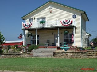 204 S Creek St, Holdenville, OK 74848