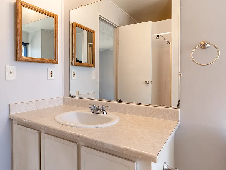 72476 Sunnyvale Dr — Photo 48