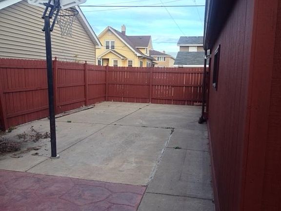 2nd image of 4038 Aldrich Ave N