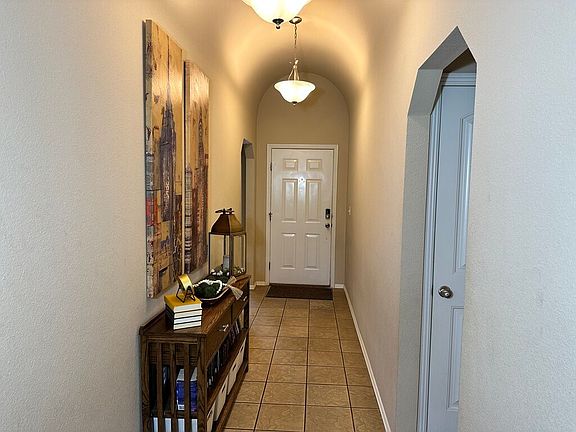 5th image of 1402 S Holland Dr